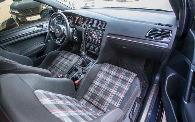 Volkswagen Golf cena 69900 przebieg: 48000, rok produkcji 2018 z Piaseczno małe 191